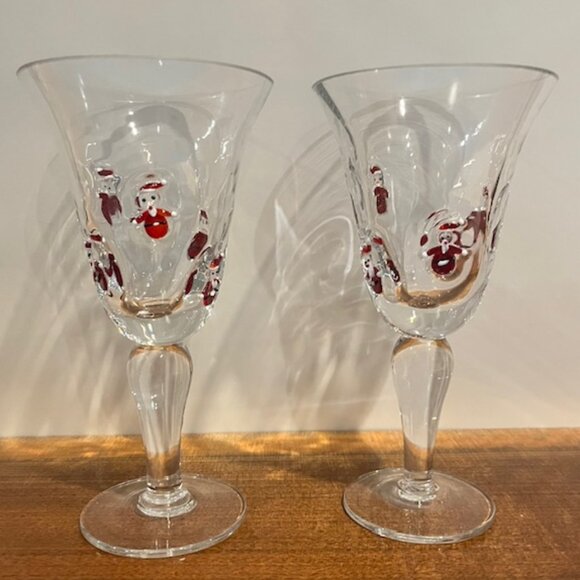 Set of (2) Crate & Barrel 8oz Blown Glass Fused Santa Wine Goblets Glasses - Picture 3 of 11